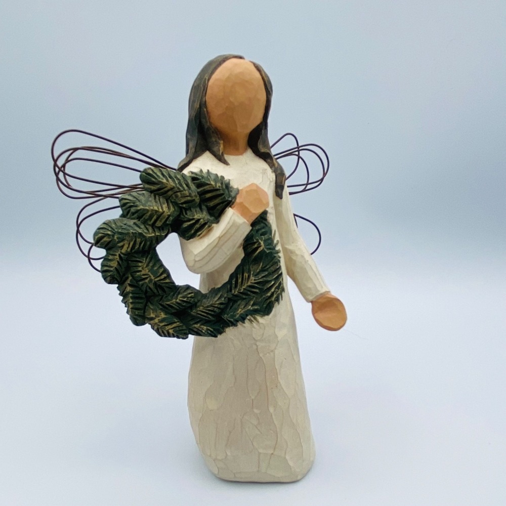 Willow Tree Angel of Winter Susan Lordi Figure Demdaco 2001